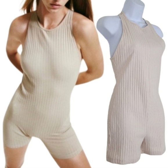 Zara Racerback Ribbed Knit Oatmeal Cream Colored Sleeveless Romper Cat Suit - Picture 1 of 10